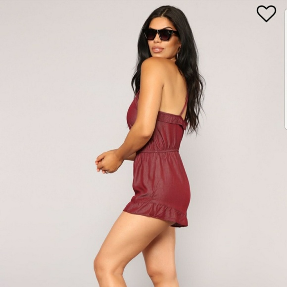 FashionNova Ruffle Romper - Picture 2 of 3